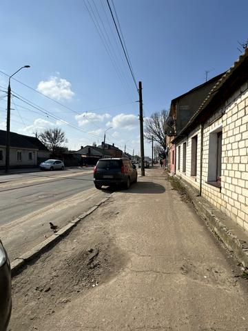 Бориса Тена вул., 27