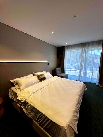 Тернопільська, 7