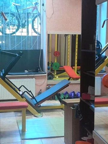 Захисників України вул. (1-го Травня), 19