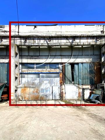 Вокзальна вулиця, 2