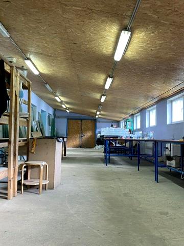 Щаслива вул., 30