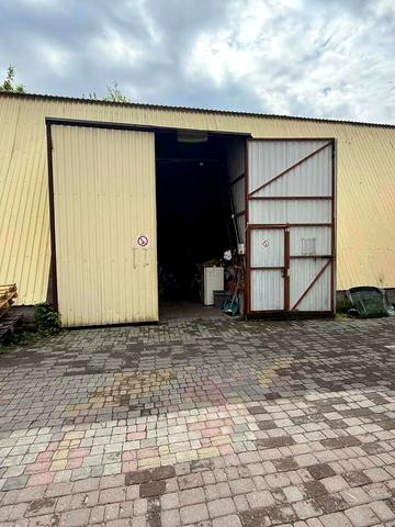 Універсальна вул., 6