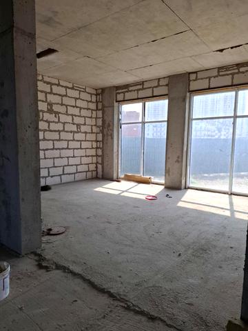 Академіка Сахарова вул., 50