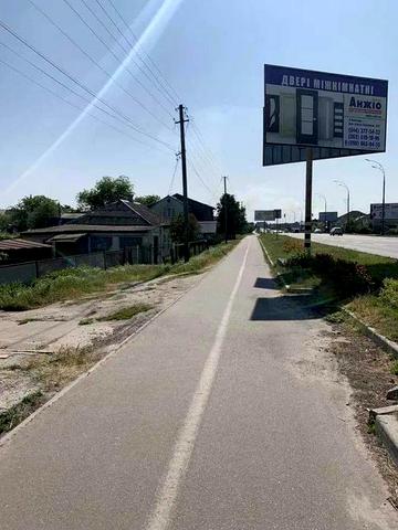 Київська вул., 136