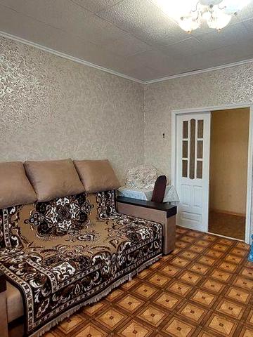 Продам 3-кімнатну квартиру. Вул.Грецька,4.