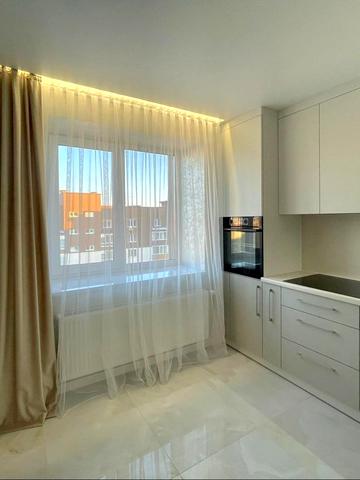 Юності просп., 16-В