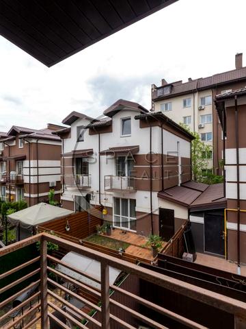 Кузьми Скрябіна вул., 7-Д