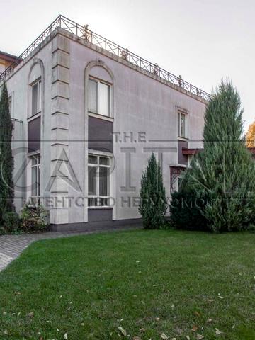 Обухівський