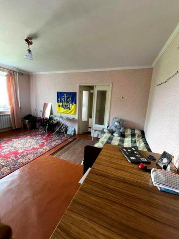 здам однокімнатну квартиру на довгострокову оренду