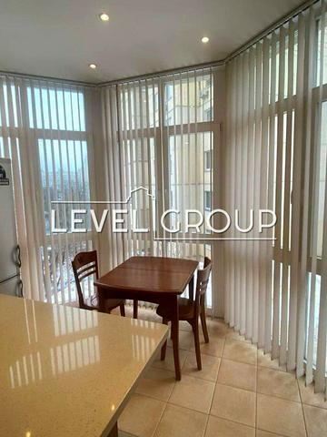 Володимира Івасюка просп. (Героїв Сталінграду), 26-А