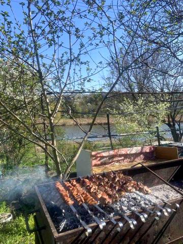 Дача рядом с рекой, без комиссии .