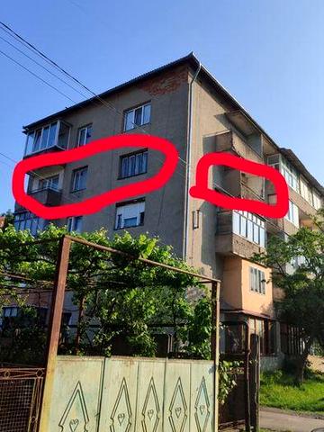 Продається 4-ох кімнатна квартира в с.Чинадієво