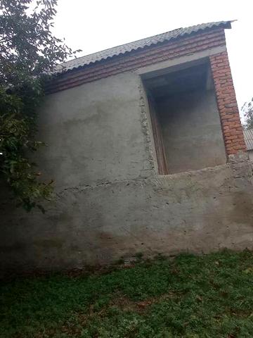 Продається недобудований будинок