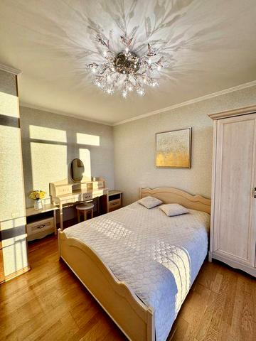 Продаж 3-х. кімнат. квартири. Голосіївський. Деміївська. пр. Науки