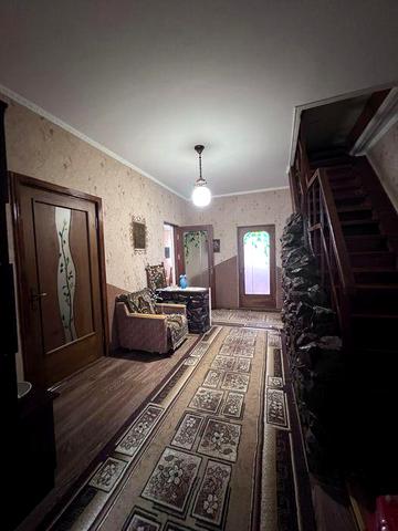 Продам власний будинок , готовий до життя , з меблями.