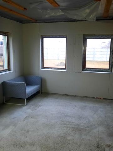 Пшенична, 22