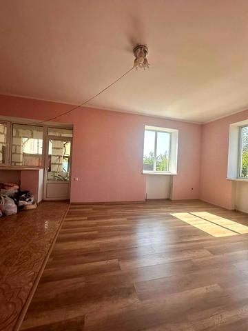 Центральна, 46