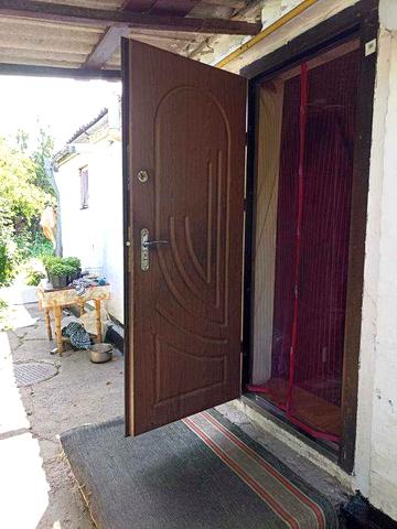 Продамо частину будинка на  Посьолку