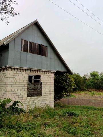 Продам дачу з будинком 50 метрів від річки Дніпро