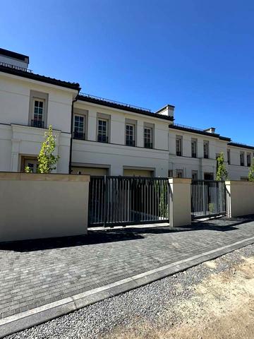 Андрія Сахарова вул.