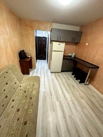 Продам  ,1к студія