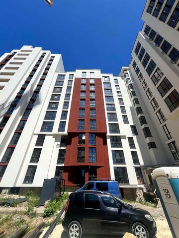 Хіміків вул., 25