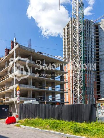 Миколи Міхновського бульв. (Дружби народів), 2