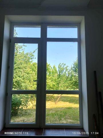 Продажа будинку у м.Кiцмань +393292761983 WhatsApp в.Стефаника