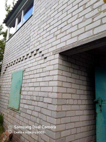 Продам участок с будинком Юнiсть-1