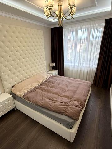 Володимира Козака вул., 14