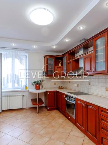 Здолбунівська вул., 3-Г