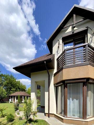 Продаж Екслюзивного будинку з Неймовірним розташуванням