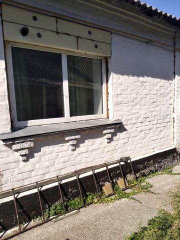 ТЕРМІНОВИЙ продаж частини цегляного будинку в с. Трушки