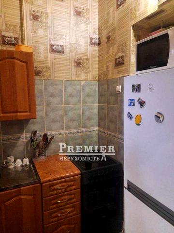 2-кімнатна квартира в Лузанівці. Меблі, техніка залишаються.