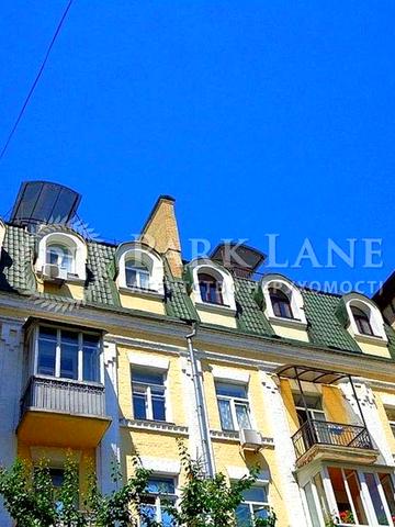 Продаж 3к з гарним видом на монастир Бехтеревський пров 13а