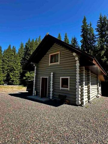 Продається дачний будинок в с. Синевир