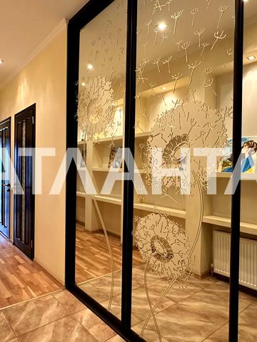 Гімназична вул., 22