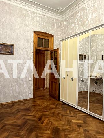 Толстого Льва пл., 13