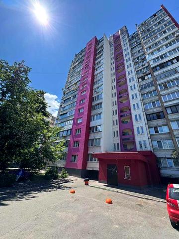 Продаж 4 кім кв. Райдужна 5 Лівобережна Чернігівська Троєщина 96 кв.м.