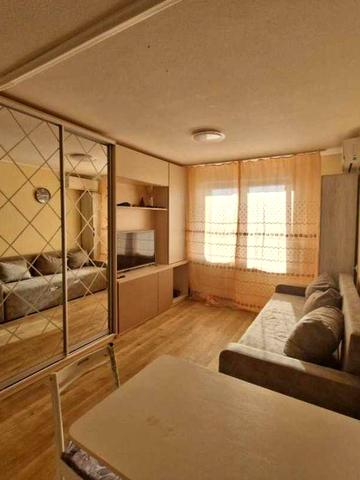 Продам 1 к. квартиру Гагарина Одесская Аэрокосмический кирпичный дом