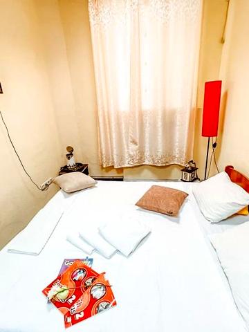 Номер в отеле возле метро Крещатик