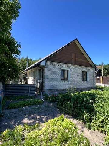Продаж будинку в Довжику 4 кімнати