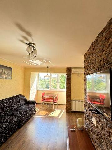 Центр однокімнатна