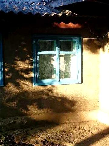 Продам хату біля річки