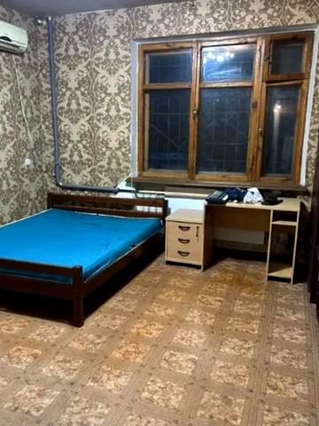 Всеволода Нестайка вул. (Смольна), 3