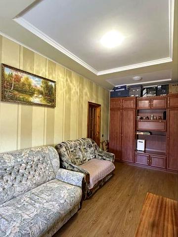 2к квартира с. Рожни