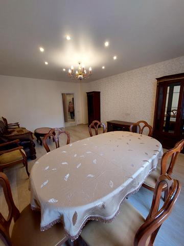 Геннадія Афанасьєва вул., 11