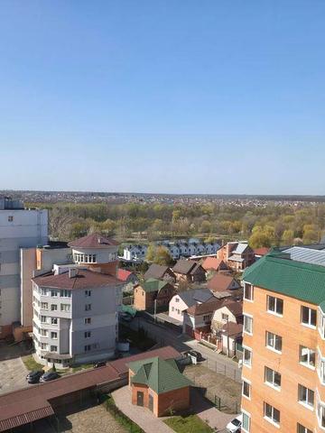 Продаю 2-х кімнатну квартиру на Запорізькій