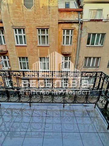 Продаж квартири вул. Рутковича