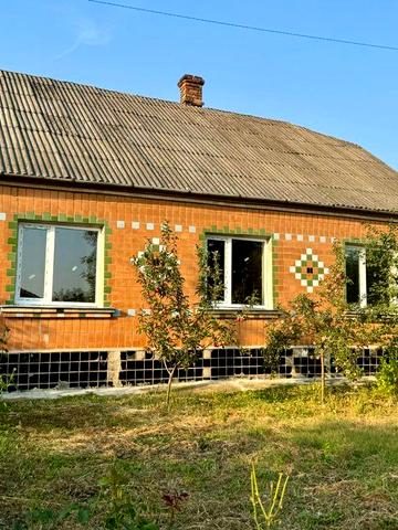 Продам будинок  у м. Дубно